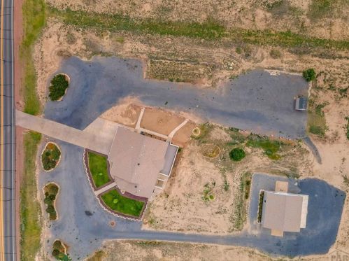 596 Mcculloch Blvd, Pueblo, CO 81007-1458