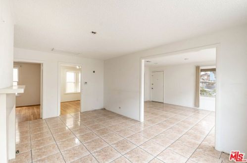 734 Adams St, Glendale CA 91206-2502 exterior