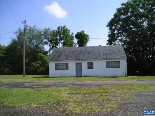 45 Arvon Rd, Arvonia, VA 23004-2006