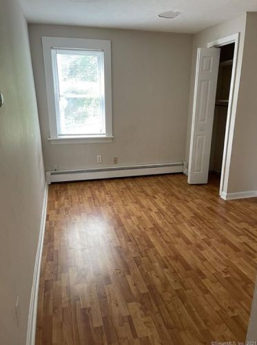 47 Gilbert St, Derby CT  06418-2059 exterior
