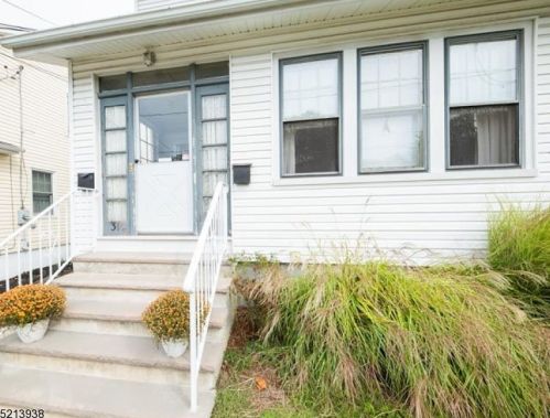 31 Norwood Pl, Bloomfield, NJ 07003-4013