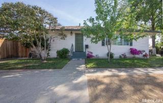 81 7th St, Lincoln, CA 95648-1906