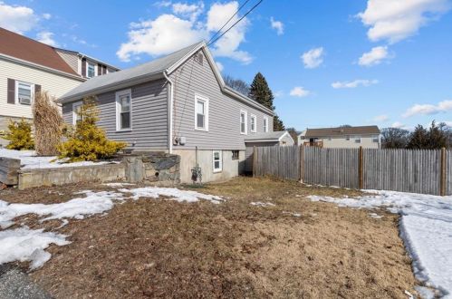 18 Elena St, Providence, RI 02904-4804