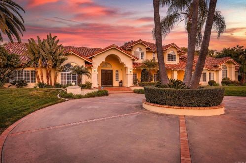 5816 Lake Vista Dr, Bonsall, CA 92003-5300