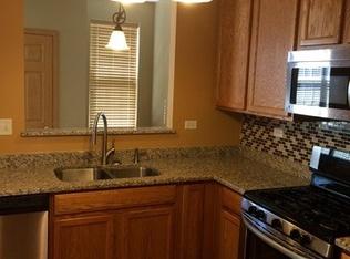 2582 Golf Ridge Cir, Naperville IL  60563-1762 exterior