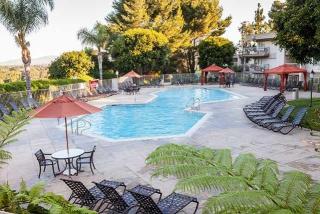 3600 Barham Blvd, Los Angeles CA  90068-1106 exterior