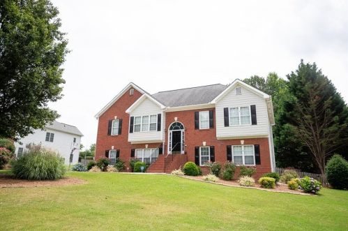 3653 Elinburg Cove Trl, Buford, GA 30519-5338