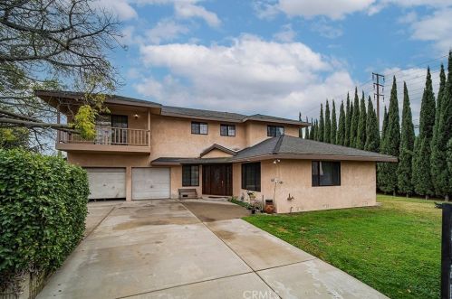 628 East St, Anaheim CA  92805-2131 exterior