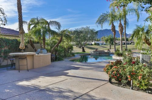 81230 Golf View Dr, La Quinta, CA 92253-7685