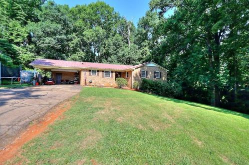 89 Old Airport Rd, Commerce, GA 30530-4357