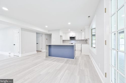 255 Hopkins Rd, Haddonfield NJ 08033-3062 exterior