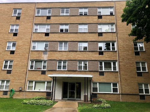 2035 Granville Ave, Chicago IL  60659-3011 exterior