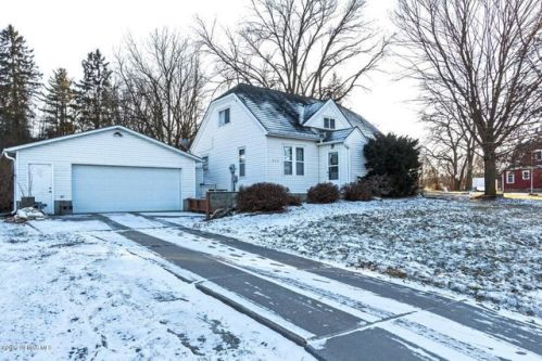 632 Fillmore St, Preston, MN 55965-1109