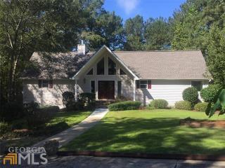 1821 Northwoods Dr, Reynolds Plantation, GA 30642-2175