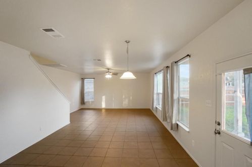 17609 Prairie Verbena Ln, Webberville TX  78621-5942 exterior
