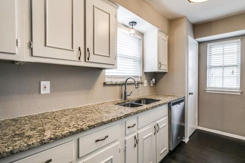 4209 Tynes Dr, Garland TX 75042-4637 exterior