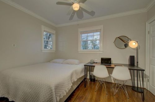627 Hillpine Dr, Atlanta GA  30306-3222 exterior