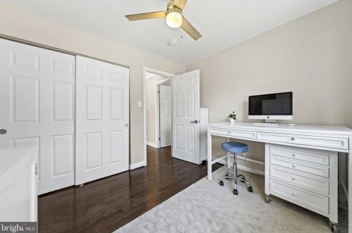 7310 Whitson Dr, Springfield VA  22153-1541 exterior