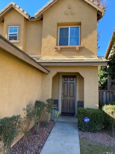 1311 Olarra Dr, Compton, CA 90221-1286