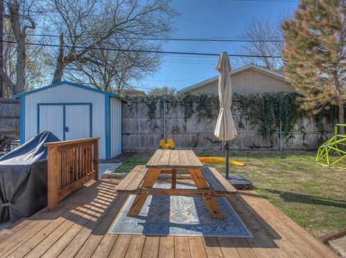 3759 4th St, Fort Worth TX  76107-2055 exterior