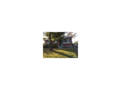 903 Robinson Dr, Springfield, OH 45506-2424