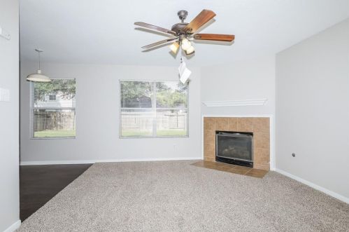 16949 Valiant Oak St, Conroe TX  77385-9543 exterior