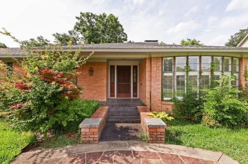 6940 Currin Dr, Dallas, TX 75230-3526