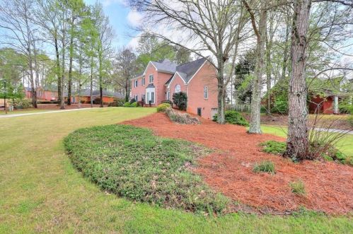 2130 Weatherstone Cir, Conyers GA  30094-2041 exterior