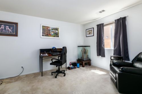 43113 Homestead St, Lancaster CA  93535-4837 exterior