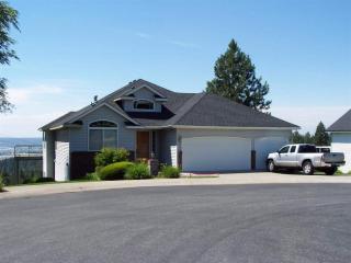 7818 Woodland Ln, Spokane, WA 99212-1690