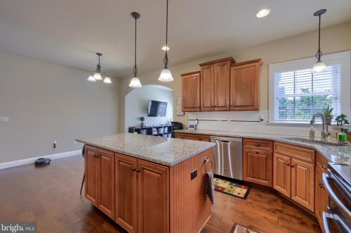 541 Prince George Dr, Lancaster PA 17601-8801 exterior