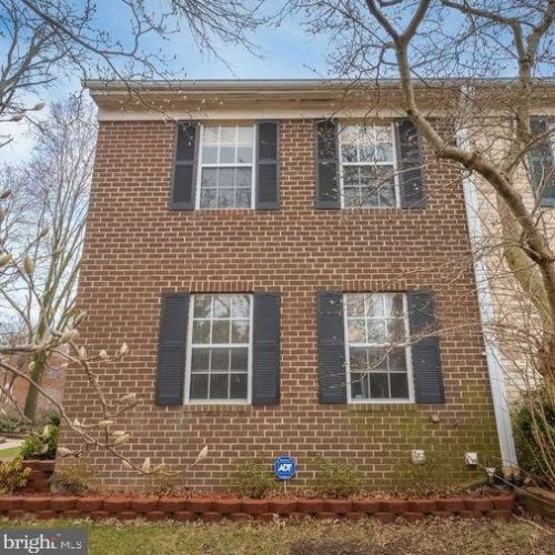8784 Tamar Dr, Columbia, MD 21045-2827