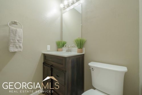 1308 Cross Plains Hulett Rd, Carrollton GA  30116-6643 exterior