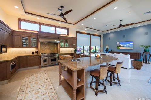 4550 Kahala Ave, Honolulu HI  96816-4924 exterior