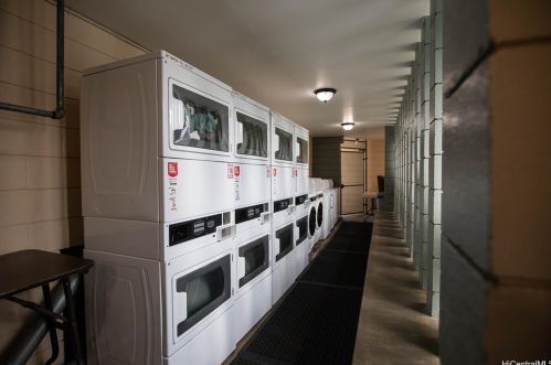 1550 Wilder Ave, Honolulu HI  96822-4678 exterior