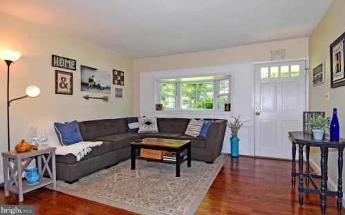 5406 Ferndale St, Springfield VA  22151-3125 exterior