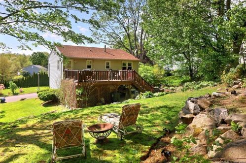 38 Cookes Rdg, Torrington, CT 06790-4149