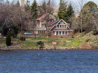 609 Indian Ter, Rockford, IL 61103-6818