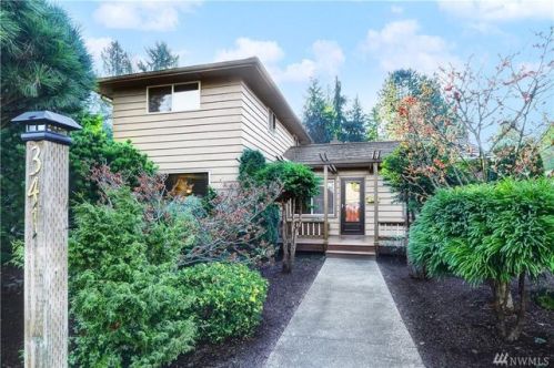 341 167th St, Seattle, WA 98155-4948