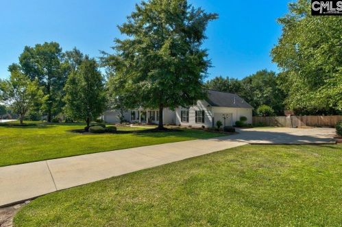 116 Holw Tree Ct, Lugoff SC  29078-8618 exterior