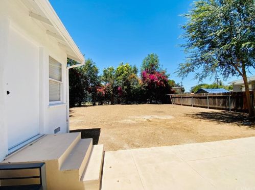 9465 Garfield St, Riverside CA  92503-3709 exterior