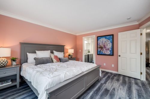 1374 26th Ave, Saint Paul MN  55112-6315 exterior