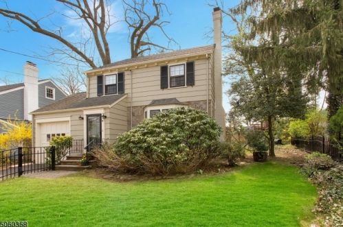 18 Reid Ave, Bloomfield, NJ 07003-2930