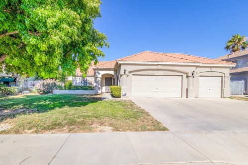 1157 Las Rosas Dr, San Jacinto, CA 92583-4844