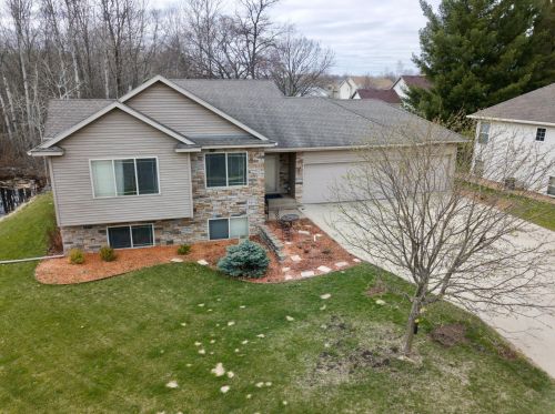 3611 Oak Cir, Saint Cloud, MN 56301-4616