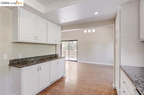 761 Grayson Rd, Concord CA  94523-2665 exterior