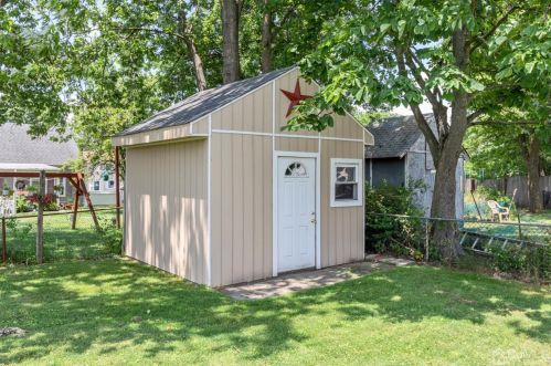 48 Prospect Ave, Edison NJ  08817-3744 exterior