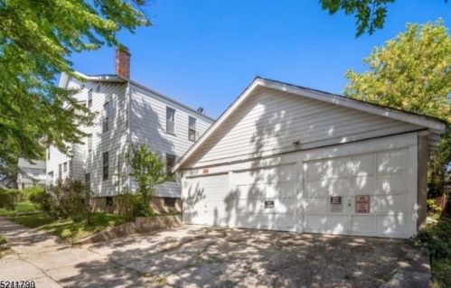 111 Grove St, Bloomfield NJ  07003-5643 exterior
