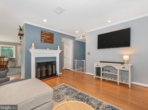 9814 Cottrell Ter, Silver Spring MD 20903-1928 exterior