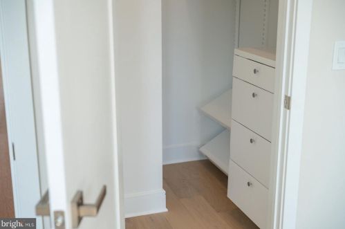 2302 Gordon St, Philadelphia PA 19132-4631 exterior